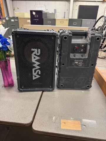 speakers