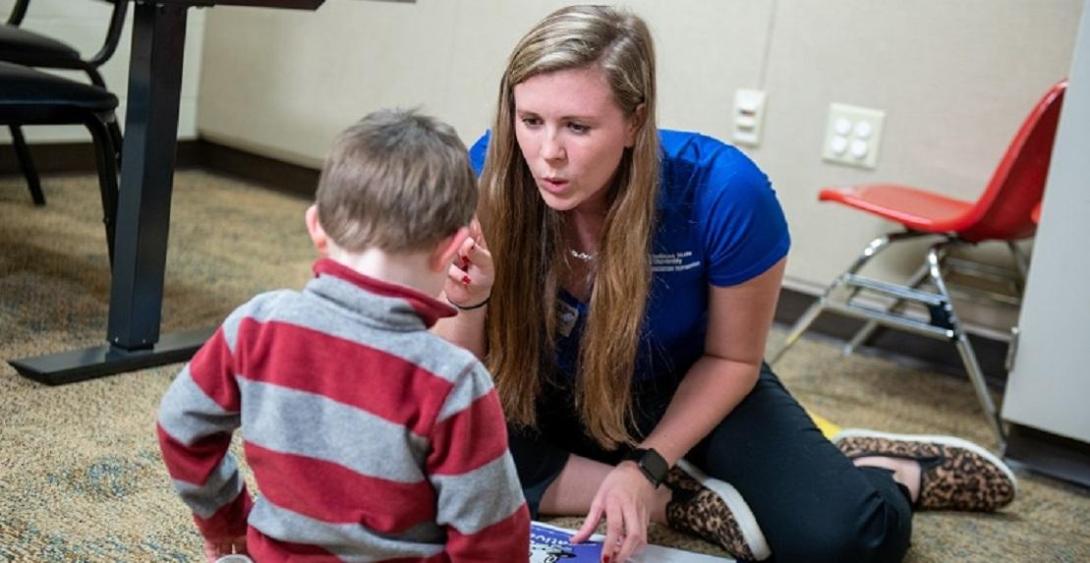 Student Clinician Providing Therapy in the RCCD 